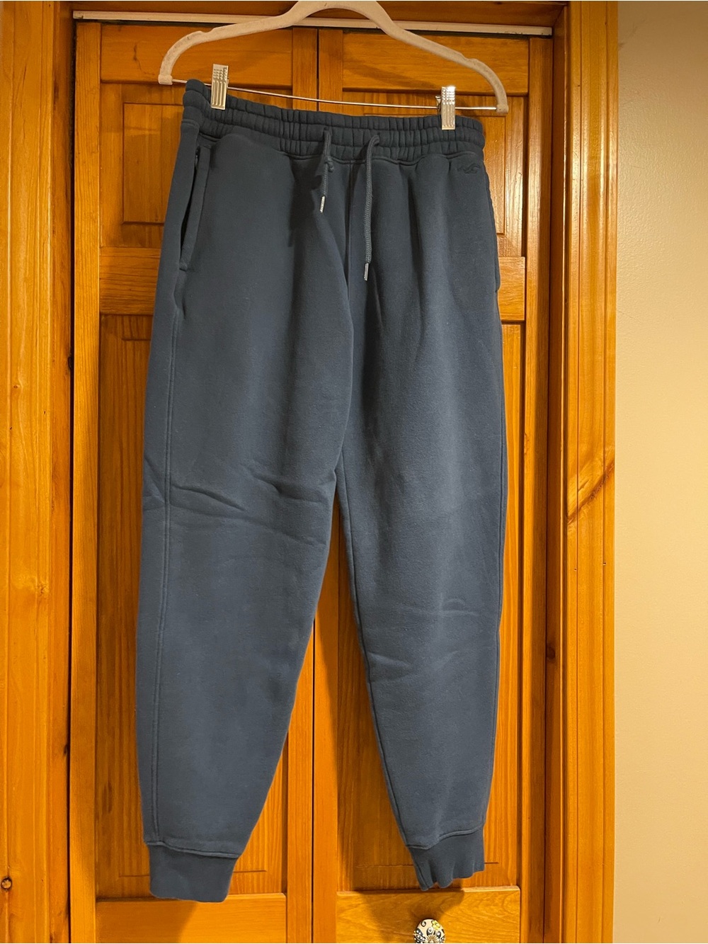 Hollister Men's Blue/Teal Drawstring Joggers